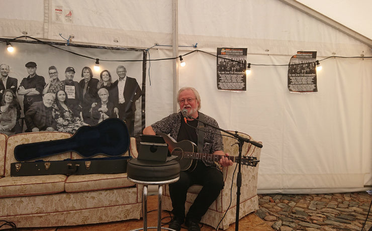 Vidar Frøysnes i teltet – Aof