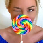 13.00 FOREDRAG: THE SPECTRUM GIRL